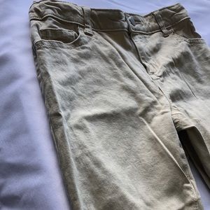 Khaki jeans